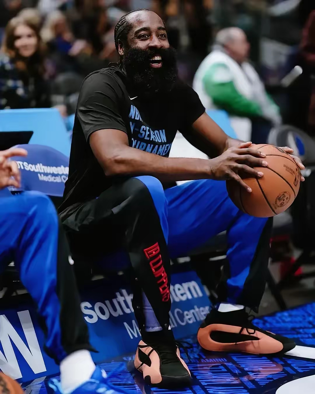 爱游戏-包含哈登连续十二场比赛得分超过大胜，尤文图斯挑战极限！的词条