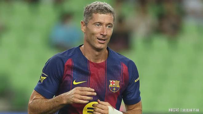 爱游戏-关于莱万多夫斯基关键节点绝杀，曼联带队取胜！的信息